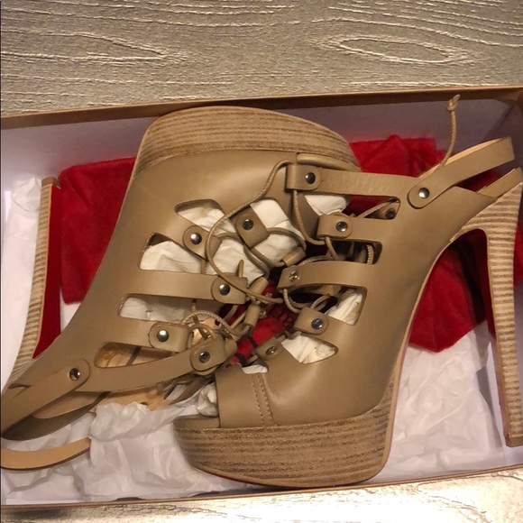 Authentic Christian Louboutin - Picture 5 of 5